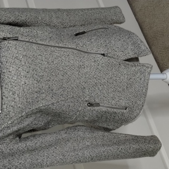 Halogen women's medium asymmetric zip up blazer jacket long sleeve taupe color - Picture 3 of 9